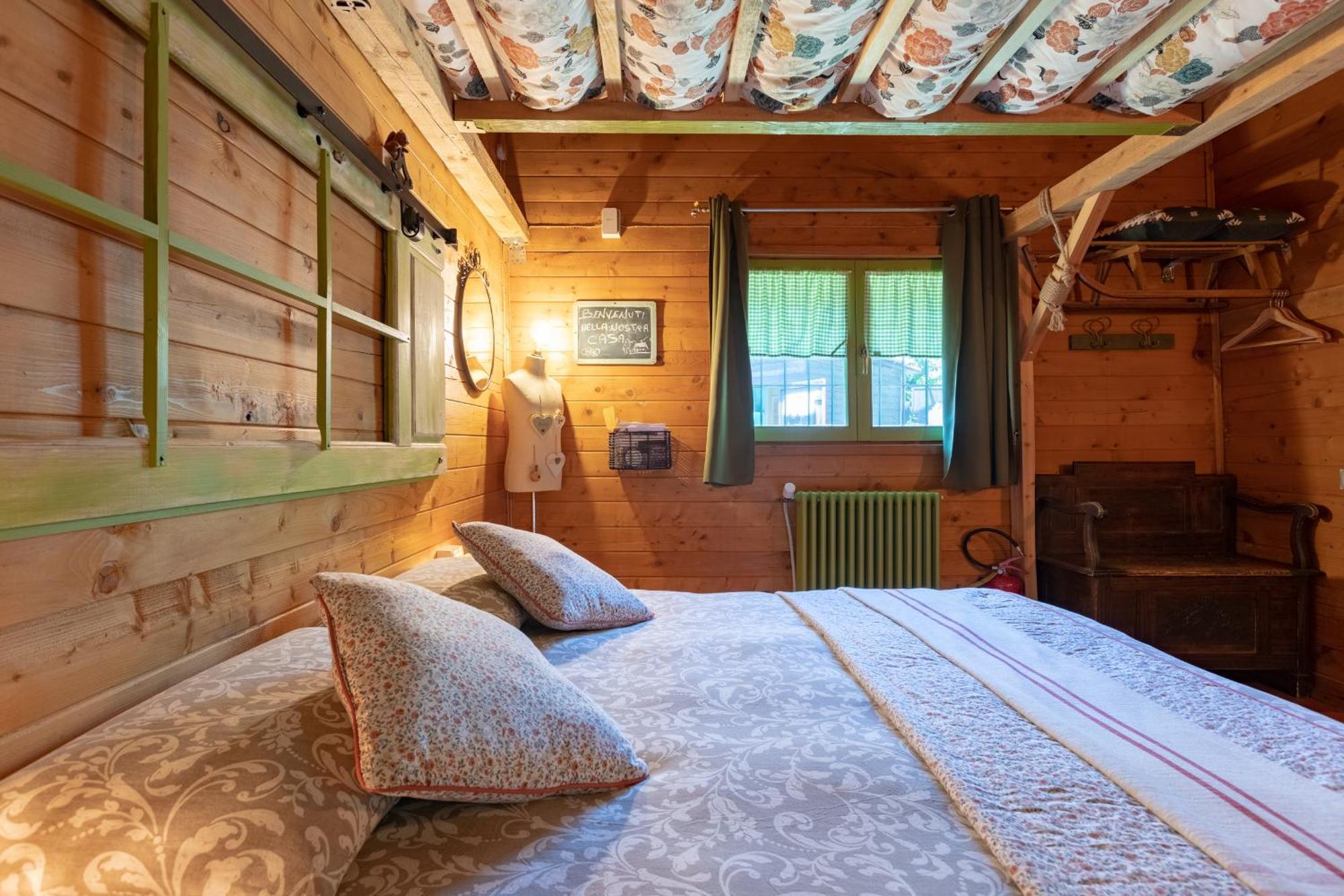 La Tana Dello Scoiattolo - Adults Only Bed & Breakfast Murazzano  Ngoại thất bức ảnh